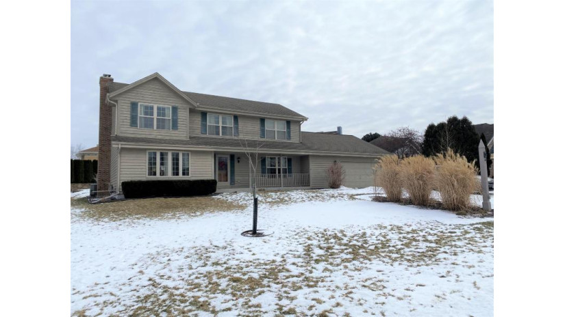 W270N2576 Orchard Ln Pewaukee, WI 53072 by Realty Executives - Integrity $469,900