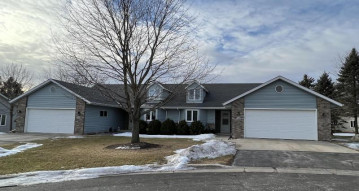 N166W19555 Ravens Way, Jackson, WI 53037-9585