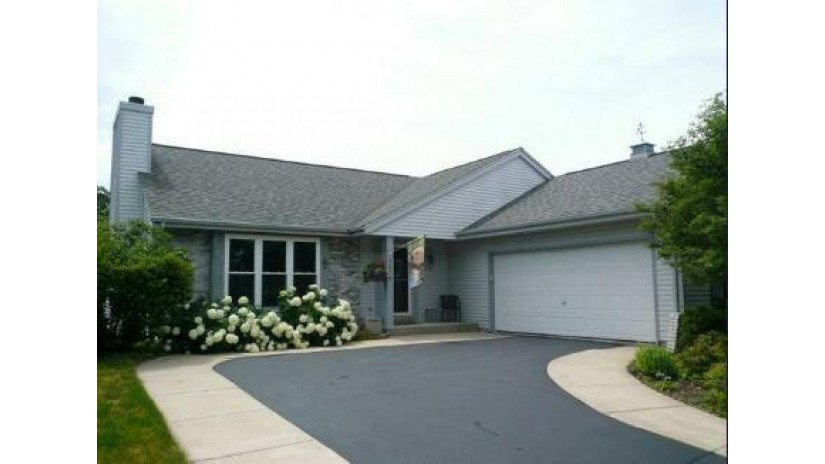 1205 River Place Blvd Waukesha, WI 53189 by NON MLS $340,000