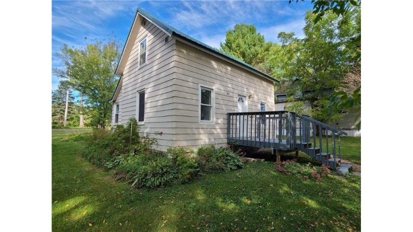 109 Barber Street Stanley, WI 54768 by C21 Affiliated $74,900