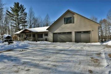 N 7587 Lincoln Lane, Spooner, WI 54801