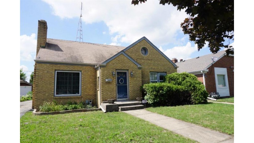 1525 S 4TH Street Rockford, IL 61104 by Dickerson & Nieman $68,000