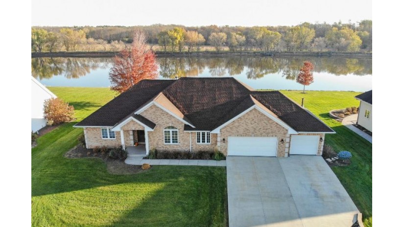 5170 E Ashelford Drive Byron, IL 61010 by Keller Williams Realty Signature $450,000