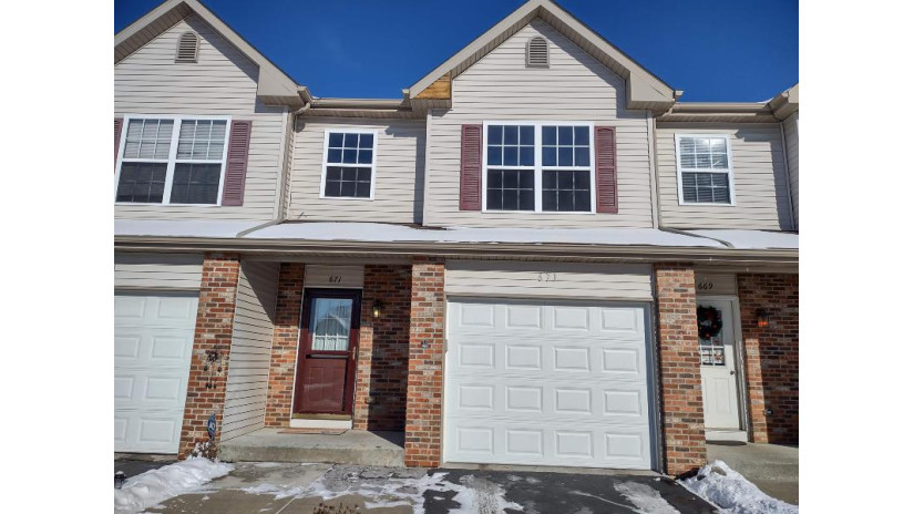 671 Southtowne Drive Belvidere, IL 61008 by Gambino Realtors $144,900