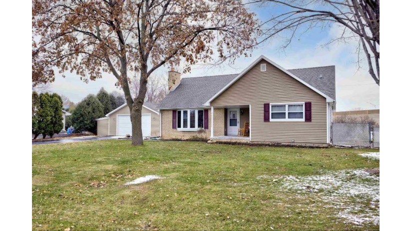 1295 Sunset Lane Fox Crossing, WI 54952 by RE/MAX 24/7 Real Estate, LLC $265,000