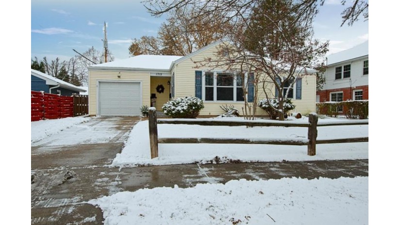 1715 N Union Street Appleton, WI 54911-2960 by Coldwell Banker Real Estate Group $159,900