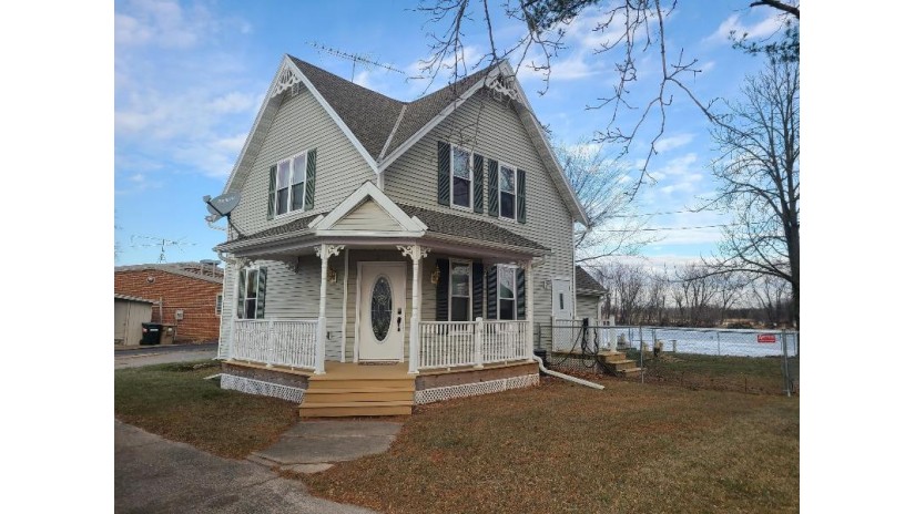 306 Wolf River Drive Fremont, WI 54940 by United Country-Udoni & Salan Realty $309,900