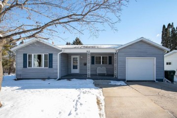 910 Ivory Street, Seymour, WI 54165-1630