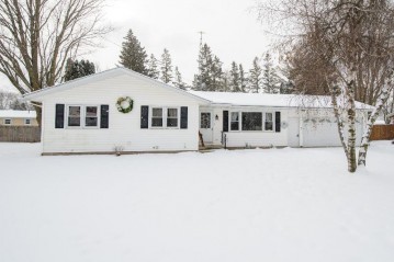 911 Newton Avenue, Waupun, WI 53963