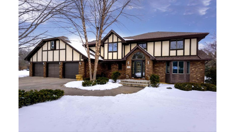 2822 Shorehaven Court Algoma, WI 54904 by First Weber, Realtors, Oshkosh $469,900