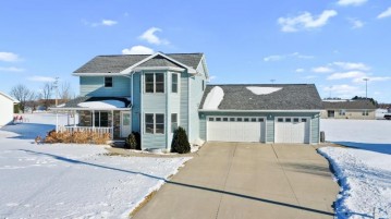 656 Danish Way, Denmark, WI 54208-8946