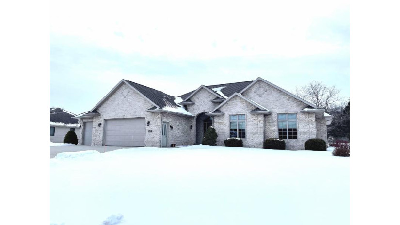 953 Golf View Drive Brillion, WI 54110 by Exp Realty Llc $389,900