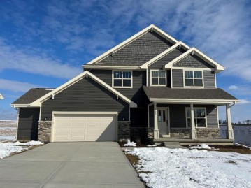 1308 Manor Dr, Mount Horeb, WI 53572