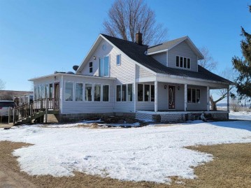 W2305 County Road Ff, Decatur, WI 53520-1382
