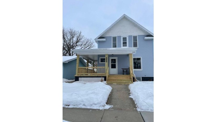 585 Washington St Prairie Du Sac, WI 53578 by First Weber Inc $398,000