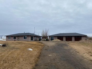 S1749 Green Rd, La Valle, WI 53941