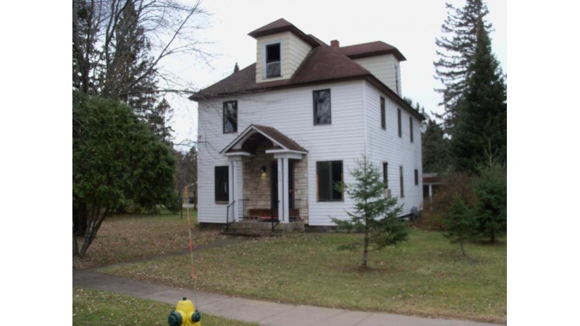 602 South Tomahawk Ave Tomahawk, WI 54487 by Woodland Lakes Realty, Llc $79,900