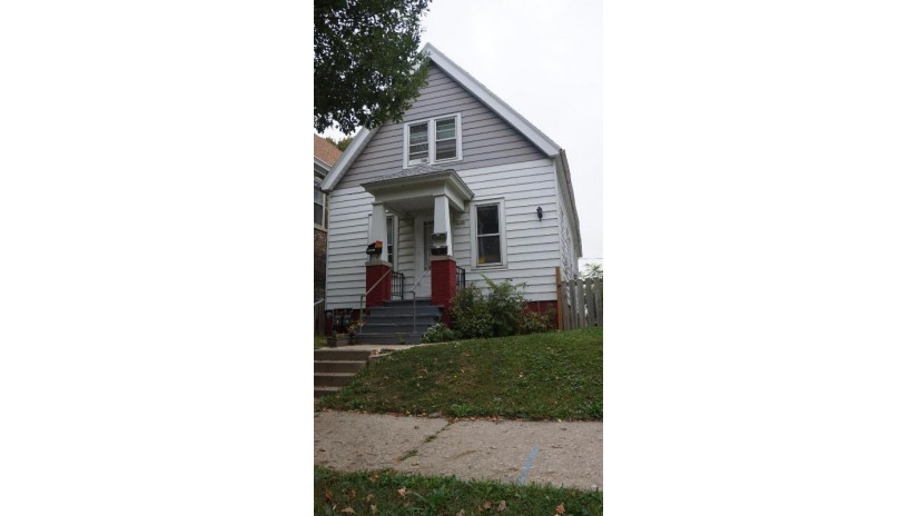 2768 N Bremen St A Milwaukee, WI 53212 by RE/MAX Lakeside-27th $219,000