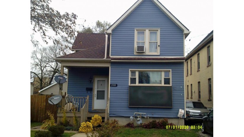 2108 57th St Kenosha, WI 53140 by The Real Estate Elite $134,900