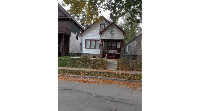2745 N 33rd St Milwaukee, WI 53210 by VERA Residential Real Estate LLC $99,900
