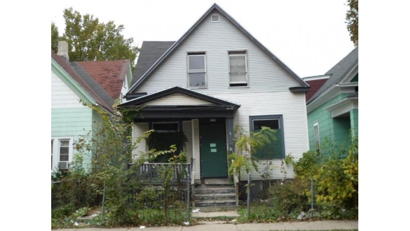 3133 N 29th St Milwaukee, WI 53216 by Redevelopment Authority City of MKE $2,500