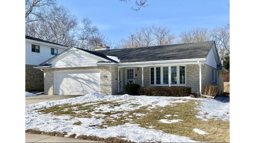 4119 S Barland Ave Saint Francis, WI 53235 by Resolute Real Estate LLC $230,000