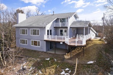 N7751 Ridge Rd, Whitewater, WI 53190