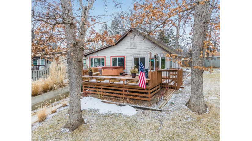 24600 72nd St Paddock Lake, WI 53168 by RE/MAX ELITE $399,900