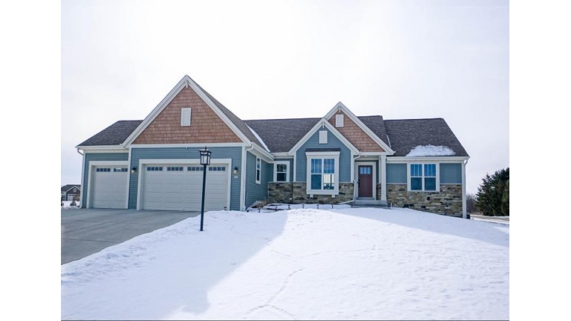 685 Twin Creeks Dr Dousman, WI 53118 by Lake Country Flat Fee $459,900