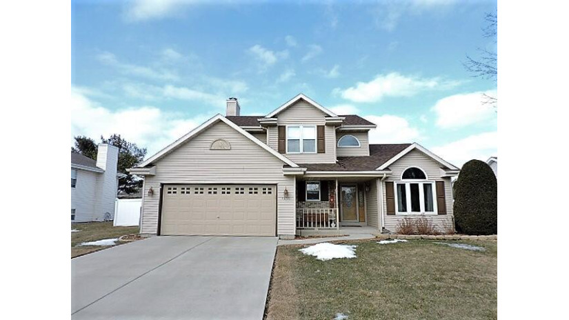 4255 Prairie Fox Dr Janesville, WI 53546 by RE/MAX Preferred~Ft. Atkinson $329,900