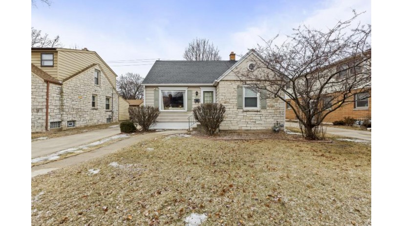 2369 S 81st St West Allis, WI 53219 by Realty Executives Integrity~Cedarburg $219,900