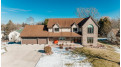 W142N7162 Oakwood Dr Menomonee Falls, WI 53051 by Shorewest Realtors $534,900