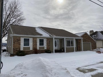 1824 Nakomis Ave, La Crosse, WI 54603-1508