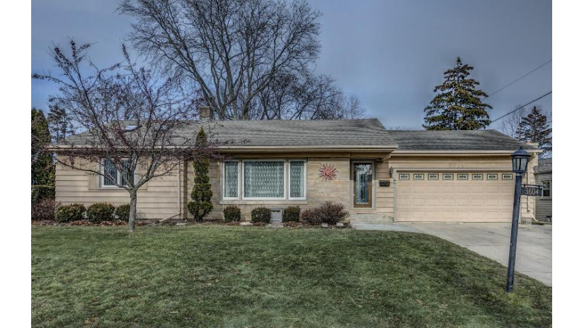 3604 Osborne Blvd Racine, WI 53405 by Coldwell Banker Realty -Racine/Kenosha Office $239,900