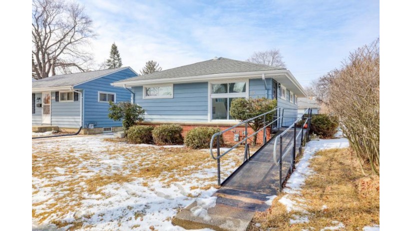 5925 N 71st St Milwaukee, WI 53218 by reThought Real Estate $159,999