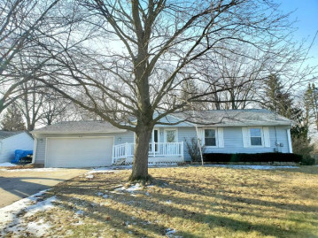 327 Anemone Ave, Palmyra, WI 53156-9326