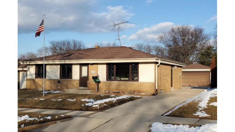 5630 S 24th St Milwaukee, WI 53221 by TerraNova Real Estate $279,900