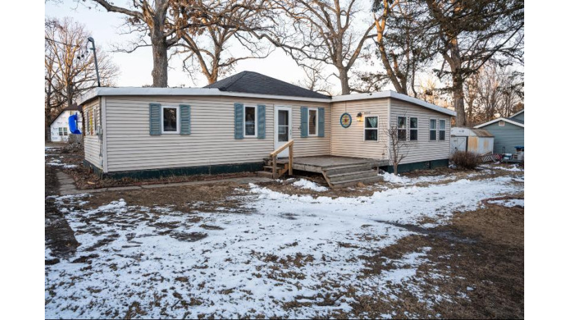 N1228 Sandalwood Dr Bloomfield, WI 53128 by EXP Realty, LLC~MKE $144,900