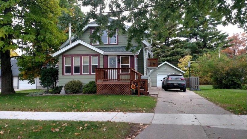 609 S Weed St Shawano, WI 54166 by RE/MAX North Winds Realty, LLC $145,500