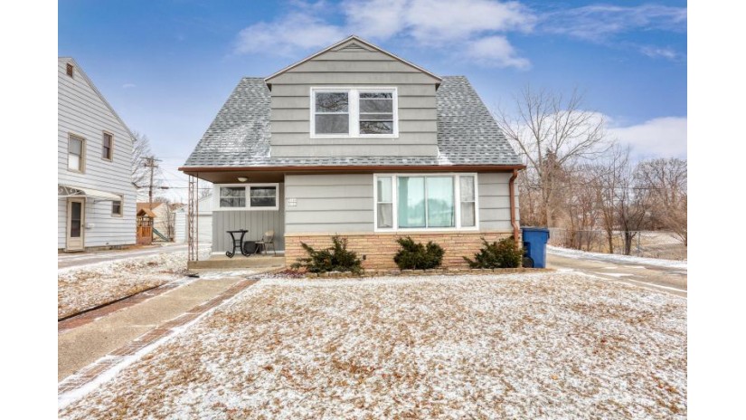 3162 S 72nd St Milwaukee, WI 53219 by reThought Real Estate $259,000