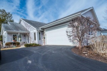 473 Tindalls Nest 172, Twin Lakes, WI 53181-9175