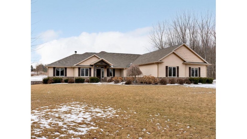 1560 Golfside Ct Cato, WI 54230 by Keller Williams-Manitowoc $595,000