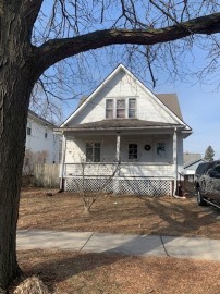 5914 31st Ave, Kenosha, WI 53144-4104