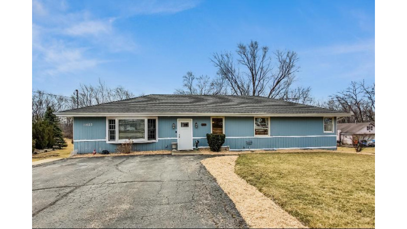 11023 82nd St Pleasant Prairie, WI 53158 by @properties $359,000