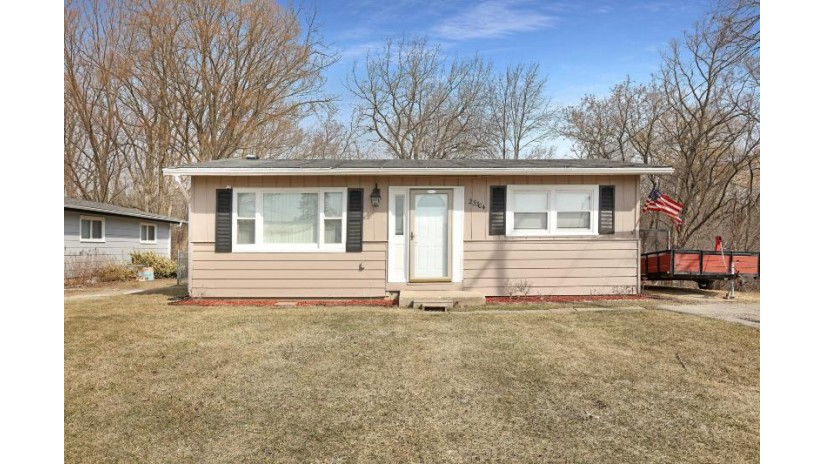 23304 62nd St Paddock Lake, WI 53168 by Berkshire Hathaway HomeServices Metro Realty $147,900