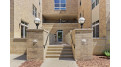 1550 N Warren Ave 111 Milwaukee, WI 53202 by Shorewest Realtors $185,000