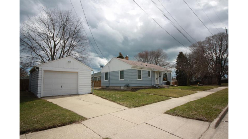 3055 Caledonia St Racine, WI 53402 by RE/MAX Newport $129,900