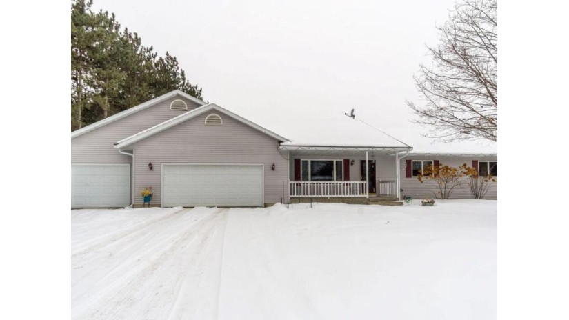 4880 177th Street Chippewa Falls, WI 54729 by C21 Affiliated $345,000