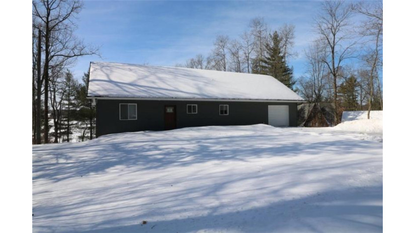 871 25 1/2 Avenue Cumberland, WI 54829 by Edina Realty, Corp. - Cumberland $349,900