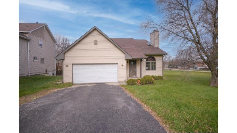 103 Partridge Court SW Poplar Grove, IL 61065 by Keller Williams Realty Signature $146,000